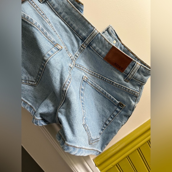 Roxy - jeans shorts size 25 - Picture 4 of 6